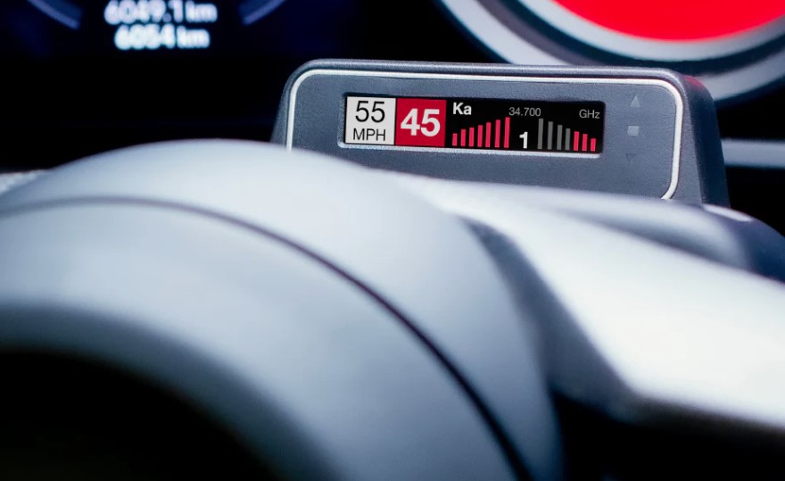 Custom radar detector installation by Sound Source